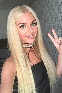 Алина, метро Полежаевская