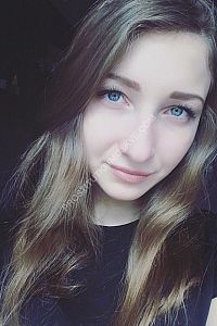 Оксана, метро Римская
