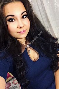 Марина, метро Авиамоторная