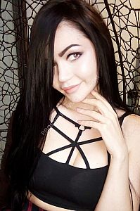 Ирина, метро Окружная