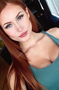 Викки, метро Смоленская