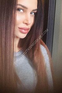 Таня, метро Библиотека имени Ленина