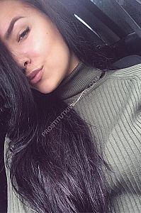 Алина, метро Саларьево