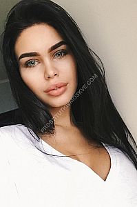 Карина, метро Цветной бульвар