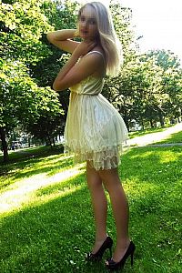 Лена, метро Шелепиха