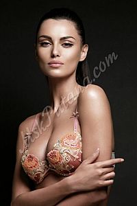 Вика, метро Чеховская