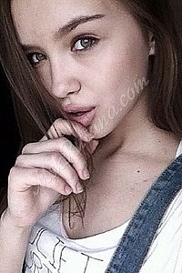 Лиза, метро Полежаевская
