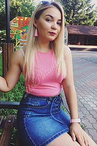 Аврора, метро Октябрьская