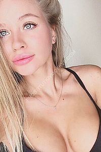 Алина, метро Алексеевская