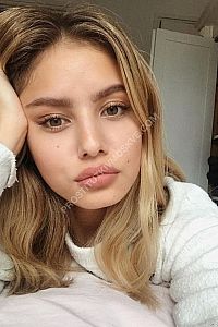 Даша, метро Селигерская