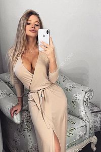 Алина, метро Баррикадная