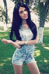 Катя, метро Пражская