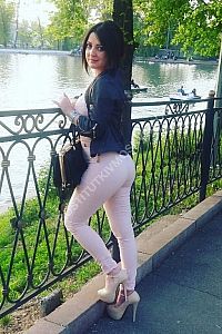 Оля, метро Октябрьское Поле