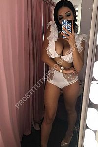 Алина, метро Полежаевская