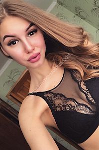 Карина, метро Филёвский парк