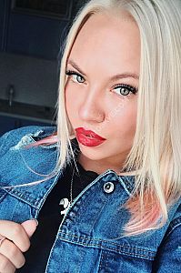 Анюта, метро Пятницкое шоссе
