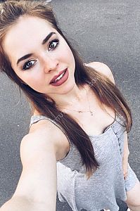 Наташа, метро Алексеевская