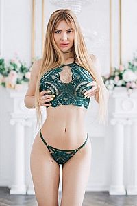 Лера, метро Рижская