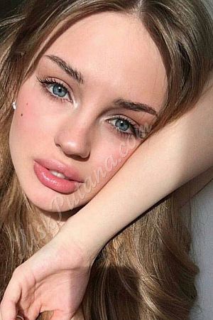 Лина, метро Ростокино