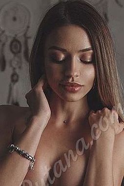 Рита, метро Достоевская
