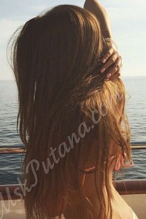 Аня, метро Марьино