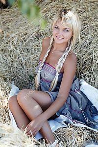 Полина, метро Домодедовская