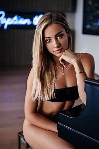 Лена, метро Спартак