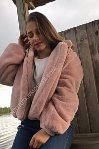 Анна, метро Боровицкая