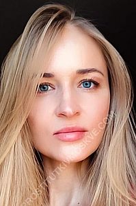 Анна, метро Университет