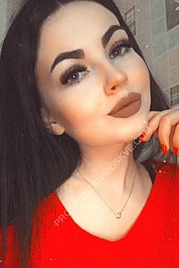 Анна, метро Киевская