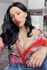 Анжелла, метро Трубная