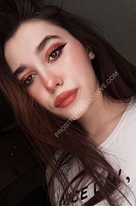 Лена, метро Цветной бульвар