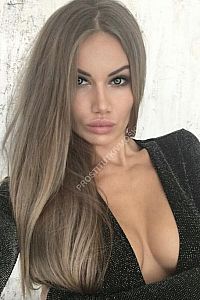 ЕЛЕЯ, метро Выхино