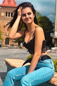 Олеся, метро Верхние Котлы